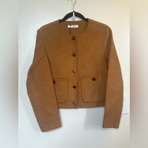 Elegant Brown Blazer with Button Accents